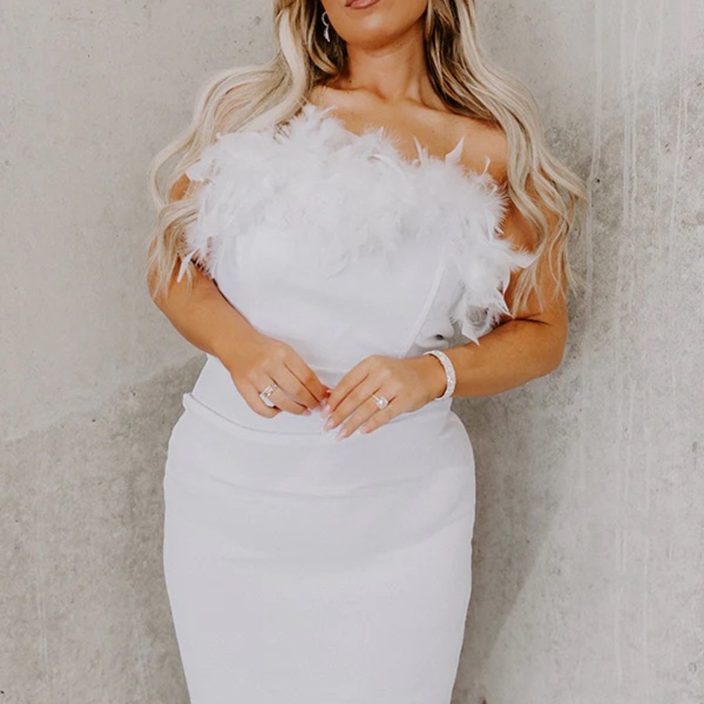 Impressions Cue the Lights White Feather Trim Bridal Dress
